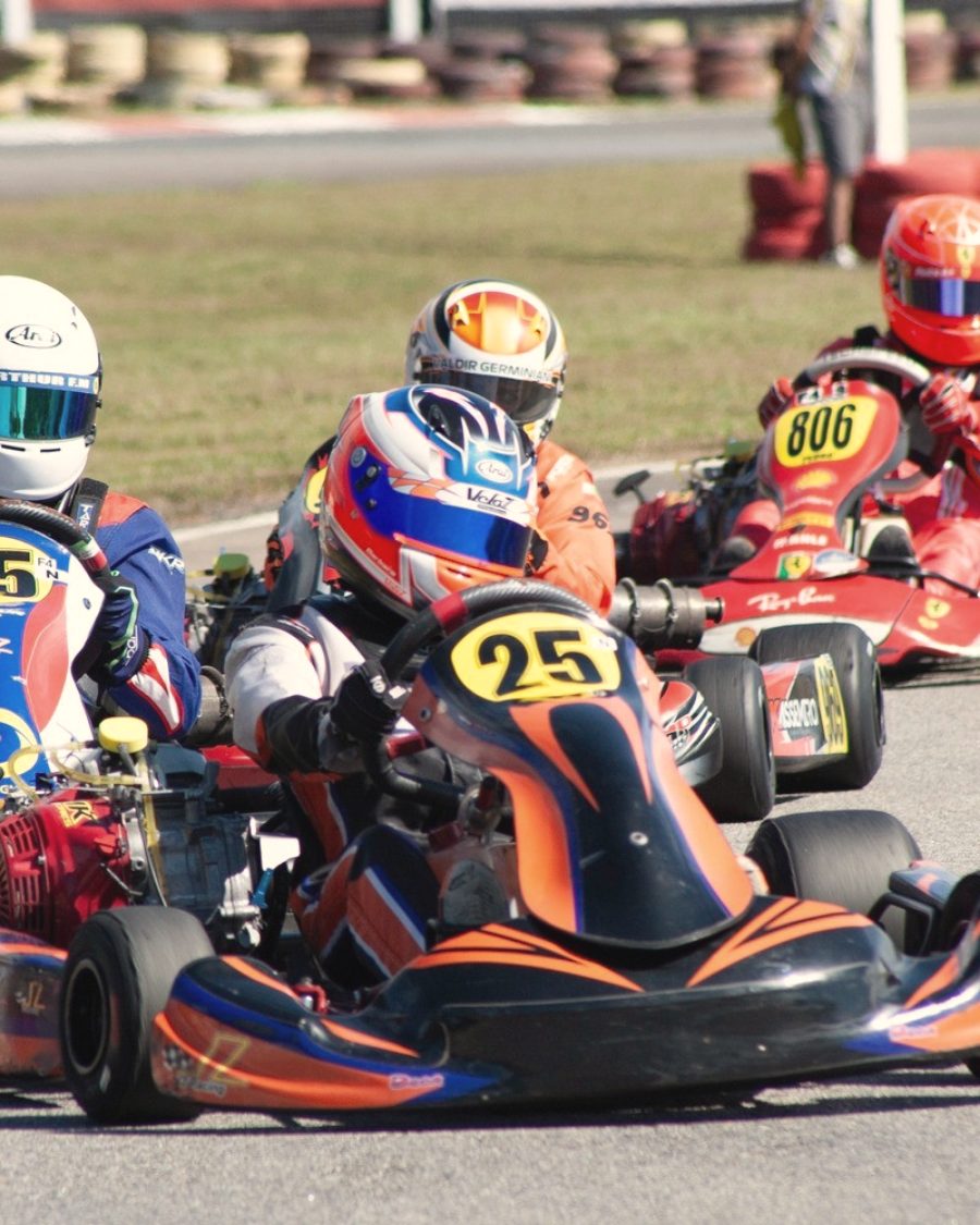 Karts fighting for a corner